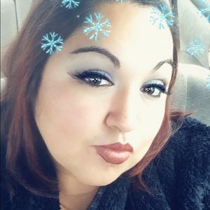 Meet your Posher, Fatima